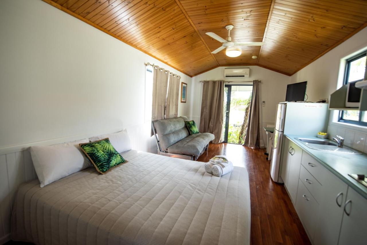 Sarina Palms Caravan And Cabins Village Eksteriør bilde