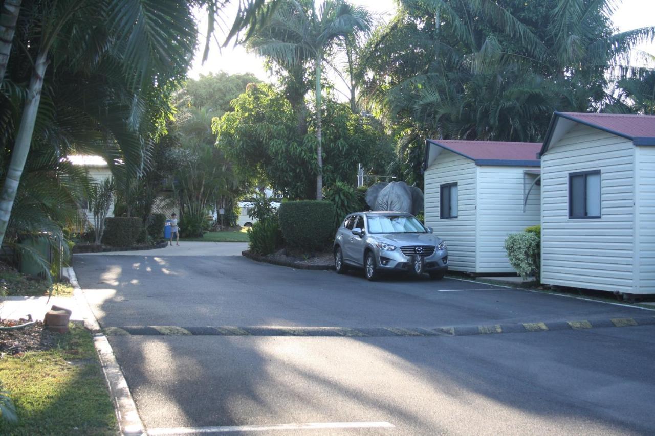 Sarina Palms Caravan And Cabins Village Eksteriør bilde